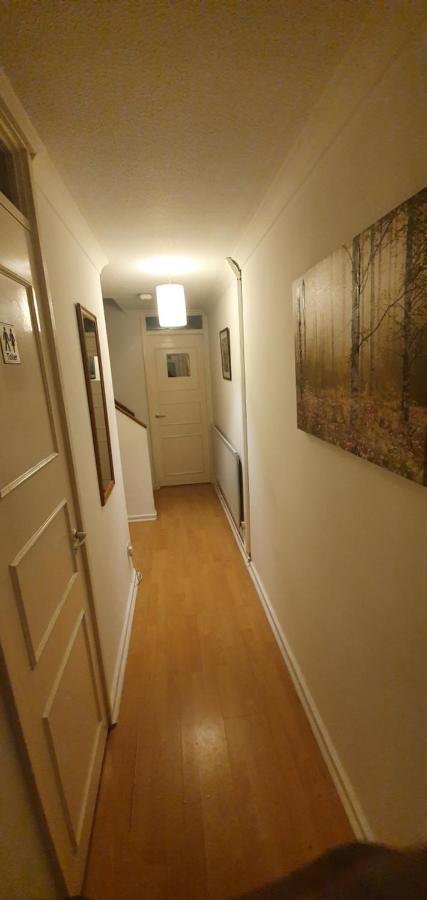 Spacious And Serene Stay Near Milton Keynes Centre Willen Exterior foto
